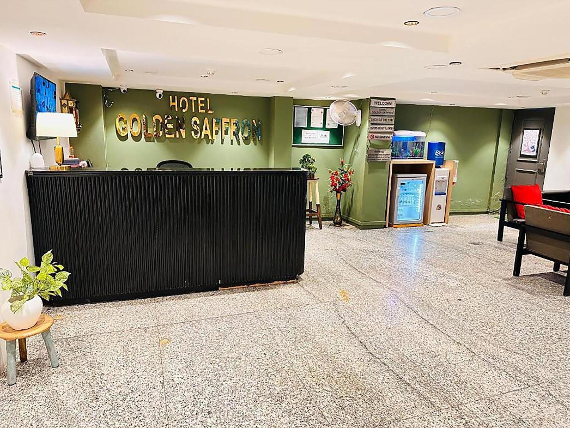 Hotel Golden Saffron By Qotel-Punjabi Bagh Нью-Делі Екстер'єр фото